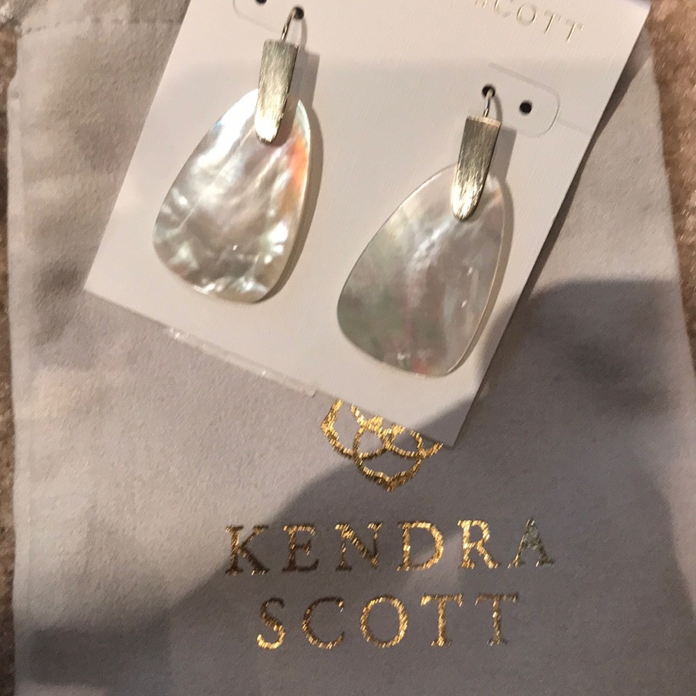 Kendra Scott “Marty” Earrings